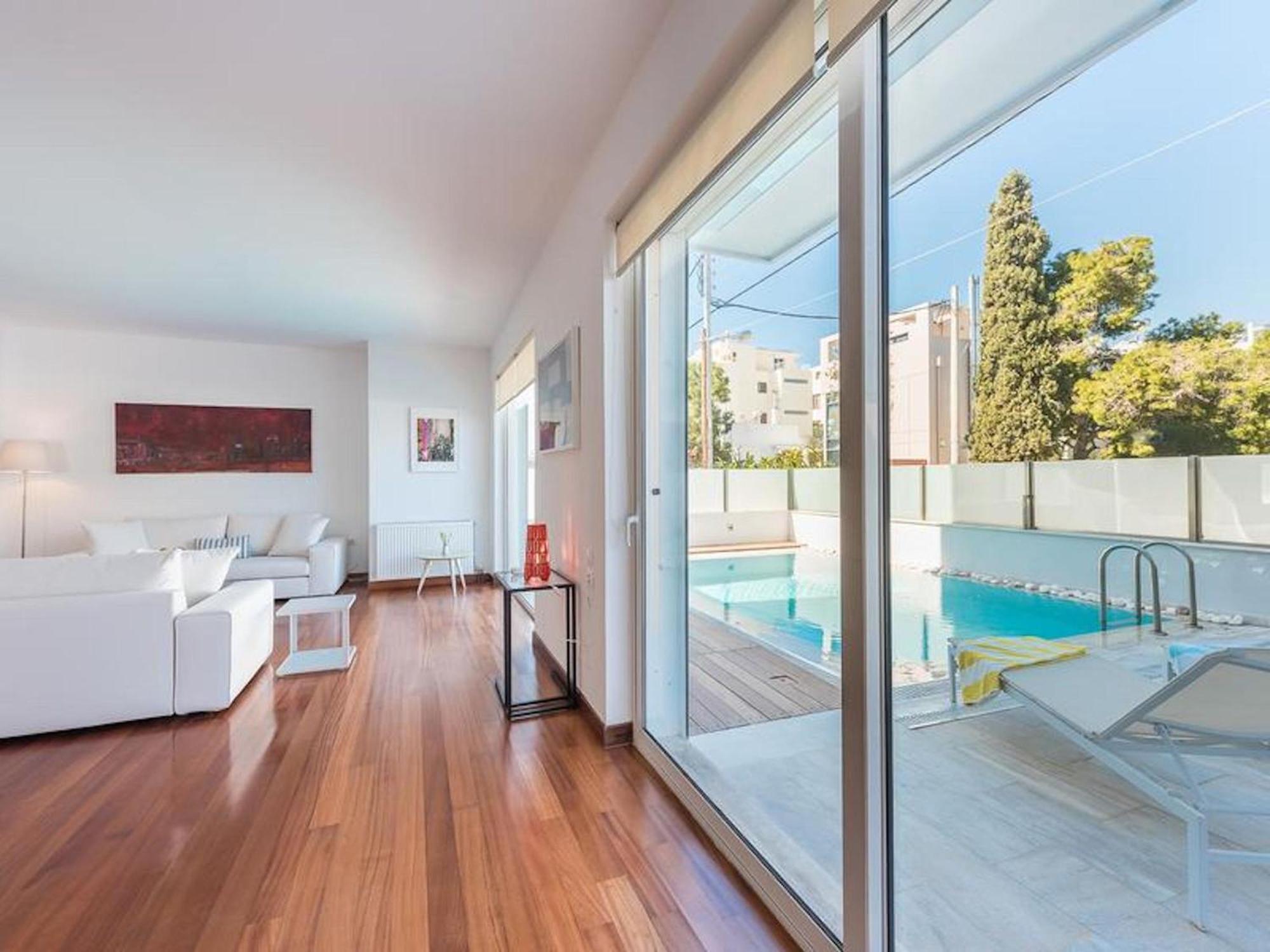 Adelos Group Stay In Elliniko Athens Exterior photo